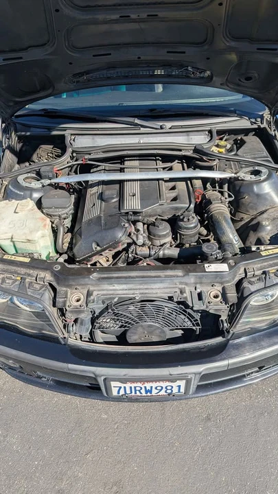 2001 BMW E46 330i & 330Ci - Image 5 of 8