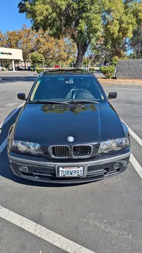 2001 BMW 330i Sedan