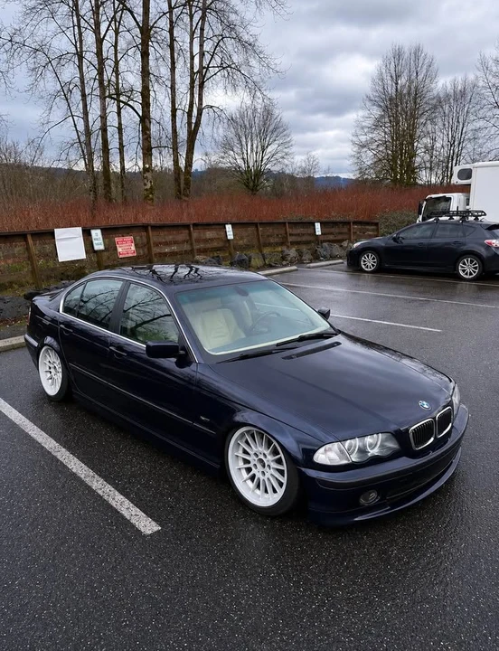 2001 BMW E46 330i & 330Ci - Image 3 of 4