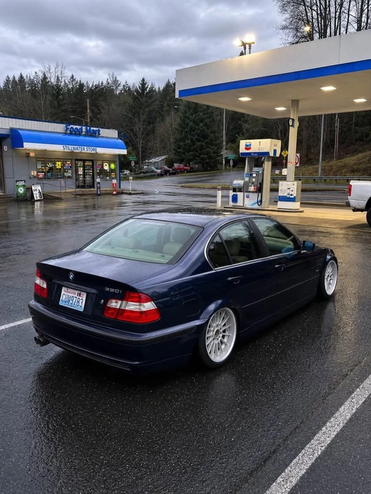 2001 BMW E46 330i & 330Ci - Image 2 of 4