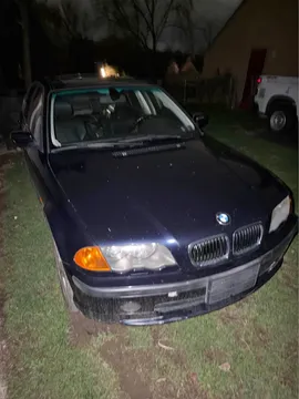2001 BMW 330xi Sedan