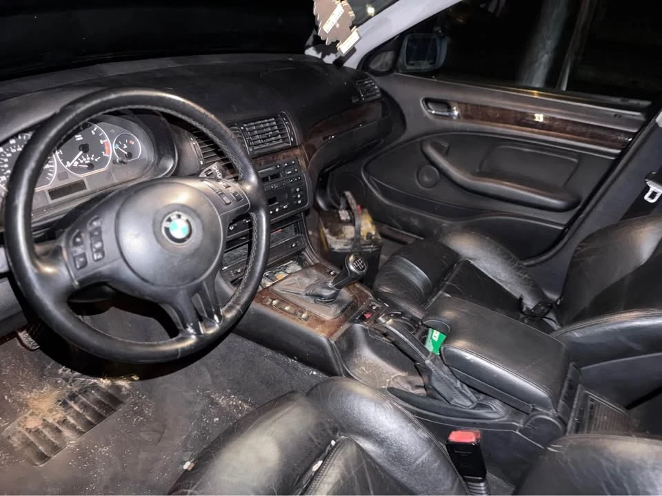 2001 BMW E46 330i & 330Ci - Image 3 of 5