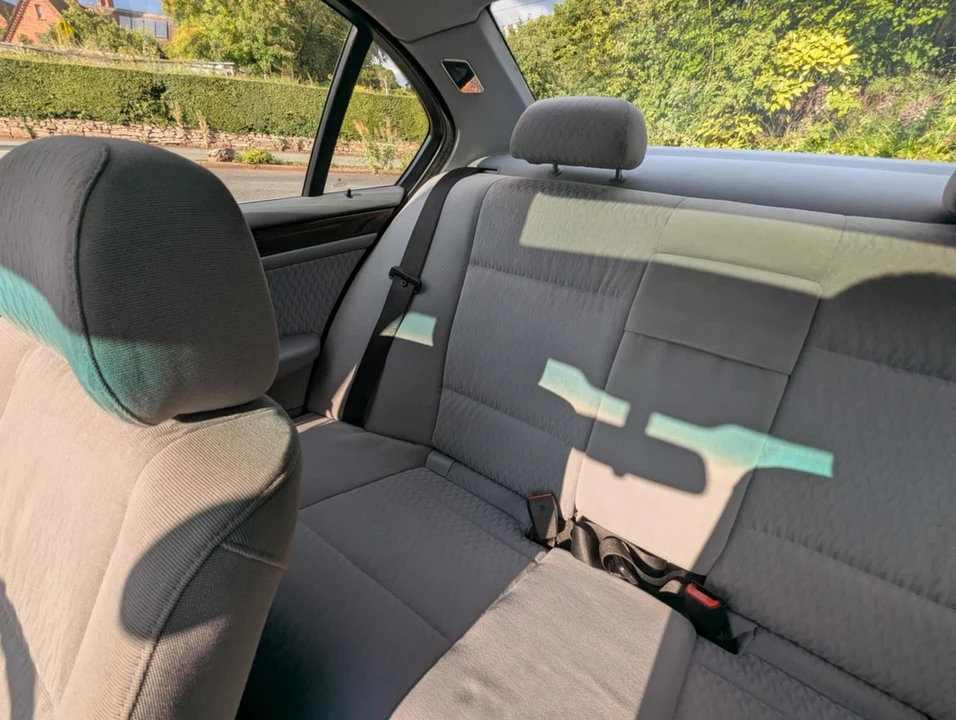 2001 BMW E46 3 Series - Image 28 of 30