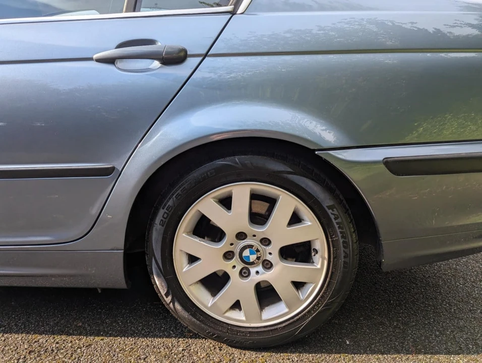 2001 BMW E46 3 Series - Image 13 of 30