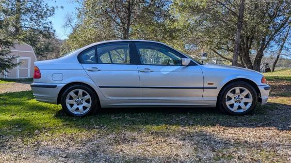 2001 BMW E46 3 Series - Image 2 of 5