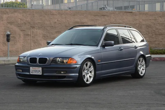 2001 BMW 325i Touring