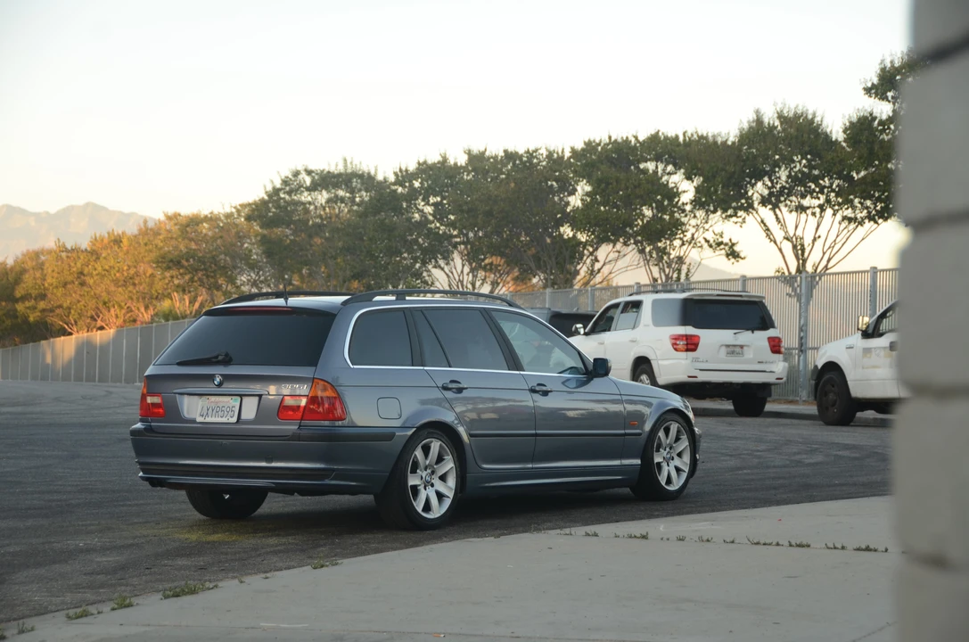2001 BMW E46 3 Series - Image 14 of 31