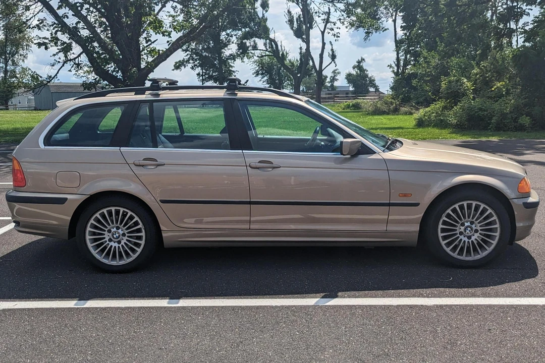 2001 BMW E46 3 Series - Image 3 of 31