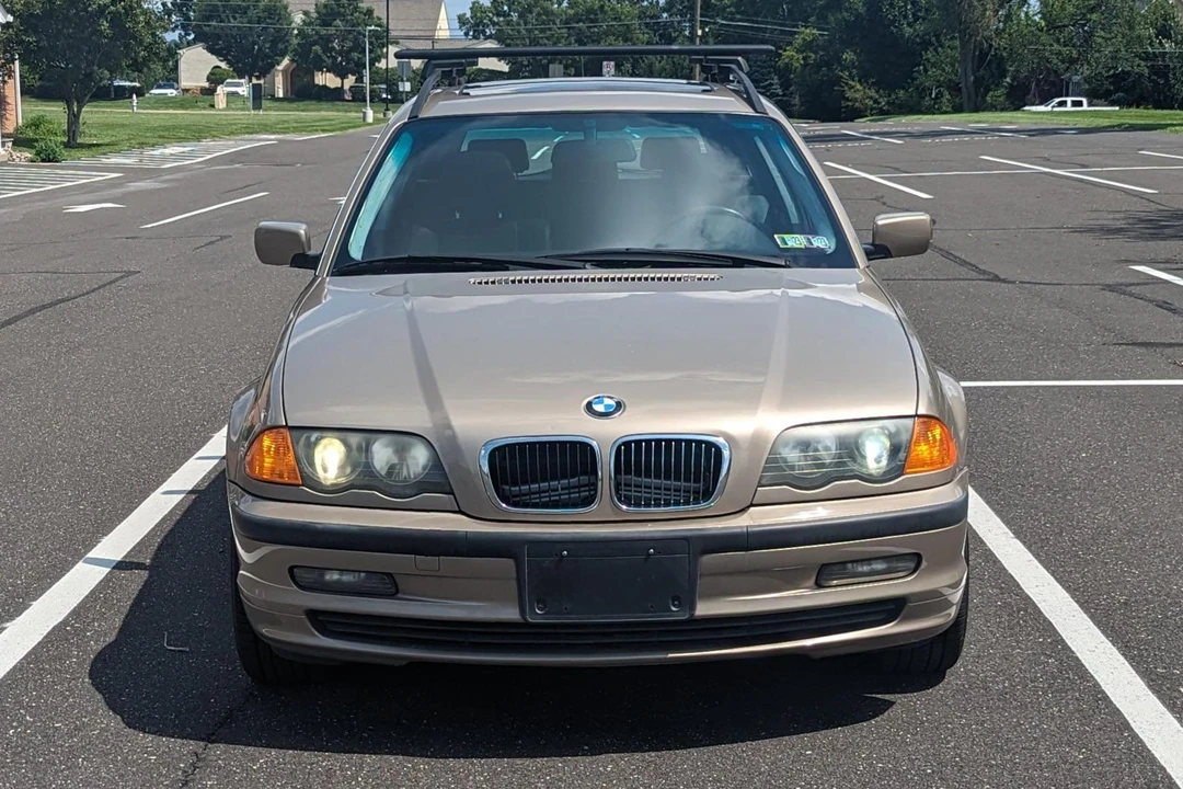2001 BMW E46 3 Series - Image 2 of 31