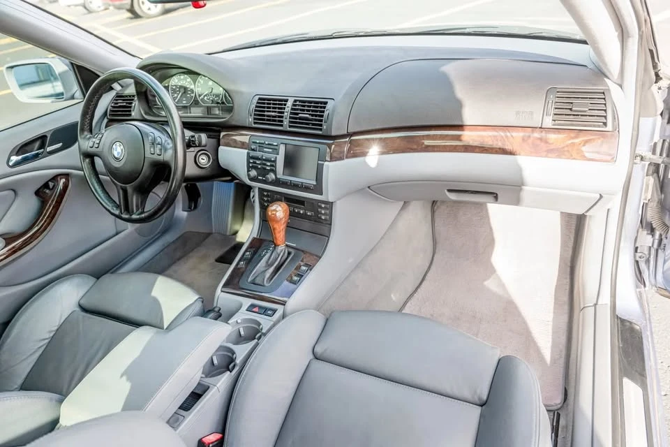 2001 BMW E46 330i & 330Ci - Image 10 of 14