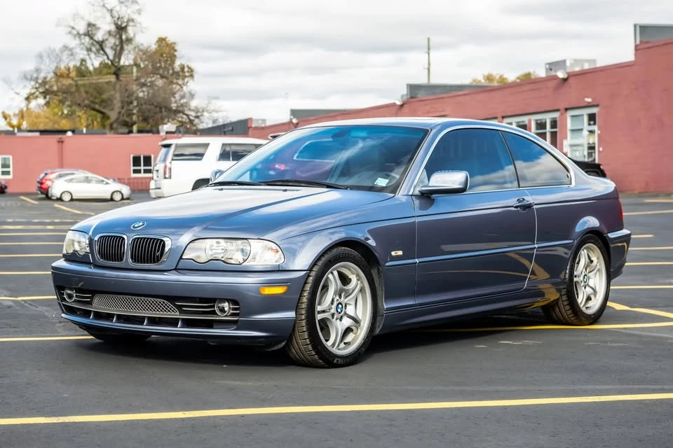 2001 BMW E46 330i & 330Ci - Image 2 of 14