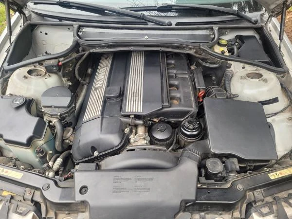 2001 BMW E46 330i & 330Ci - Image 3 of 9