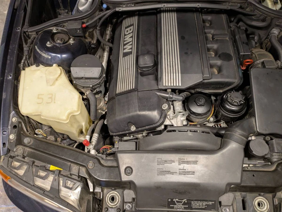 2001 BMW E46 330i & 330Ci - Image 13 of 24