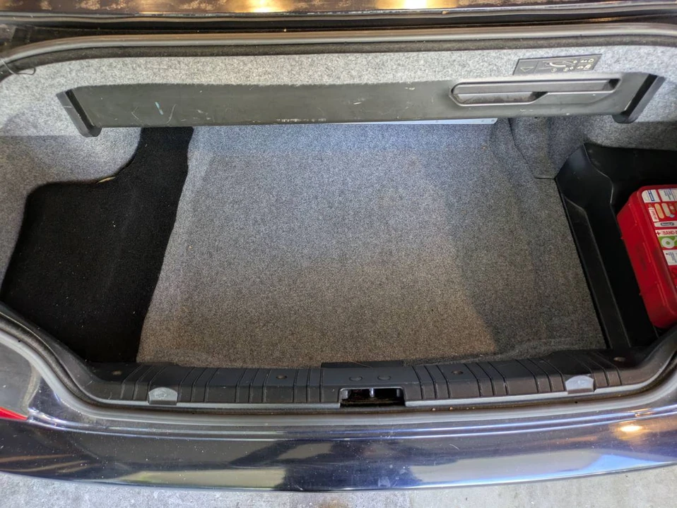 2001 BMW E46 330i & 330Ci - Image 24 of 24
