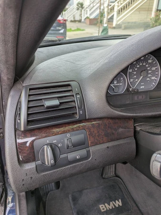 2001 BMW E46 330i & 330Ci - Image 9 of 24