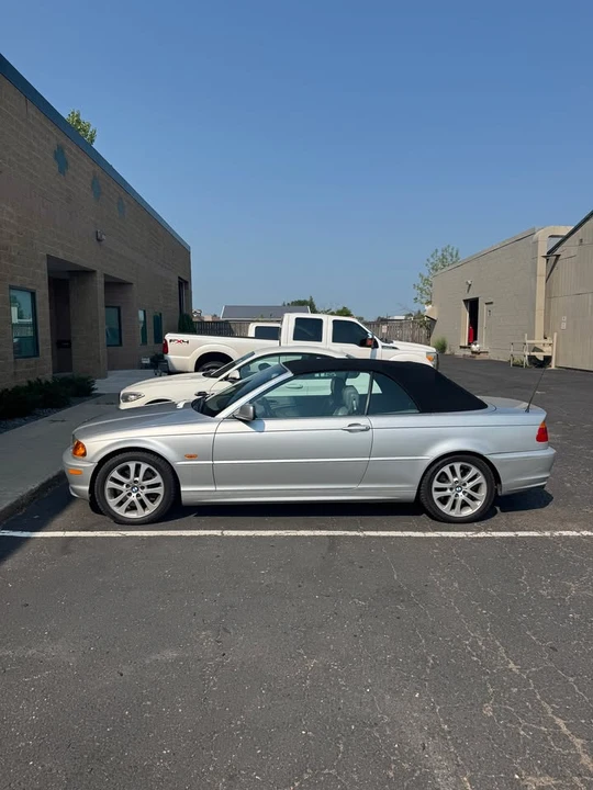 2001 BMW E46 330i & 330Ci - Image 9 of 10