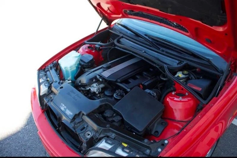 2001 BMW E46 330i & 330Ci - Image 29 of 31