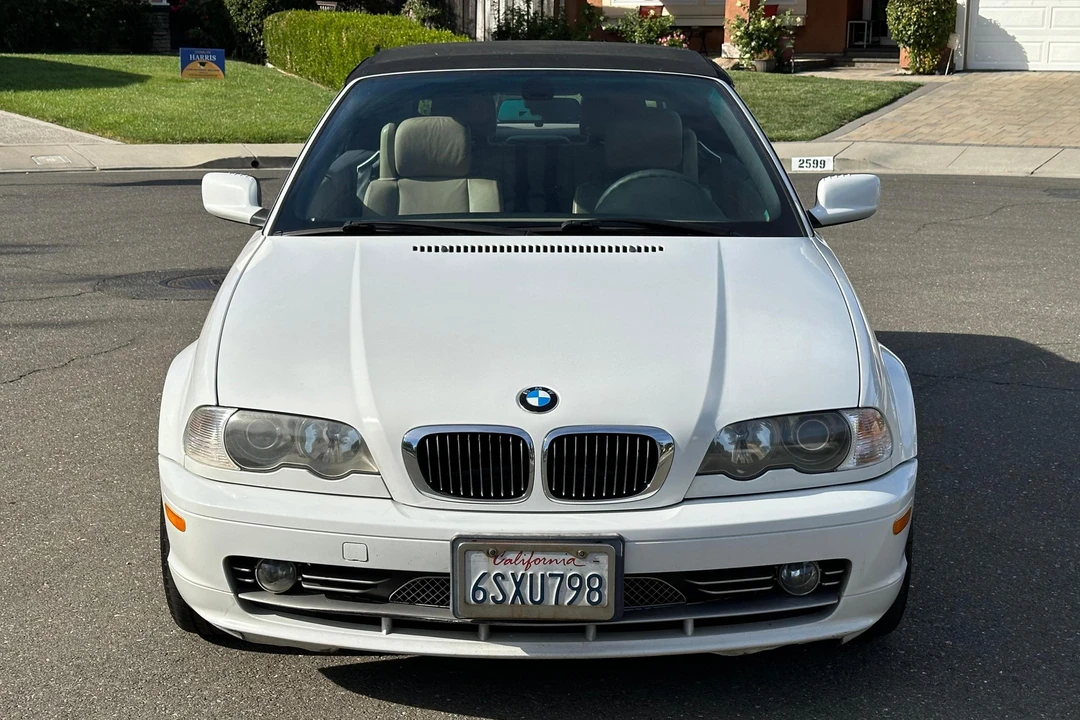 2001 BMW E46 330i & 330Ci - Image 2 of 31