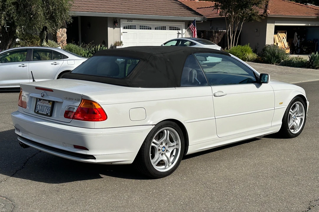 2001 BMW E46 330i & 330Ci - Image 4 of 31