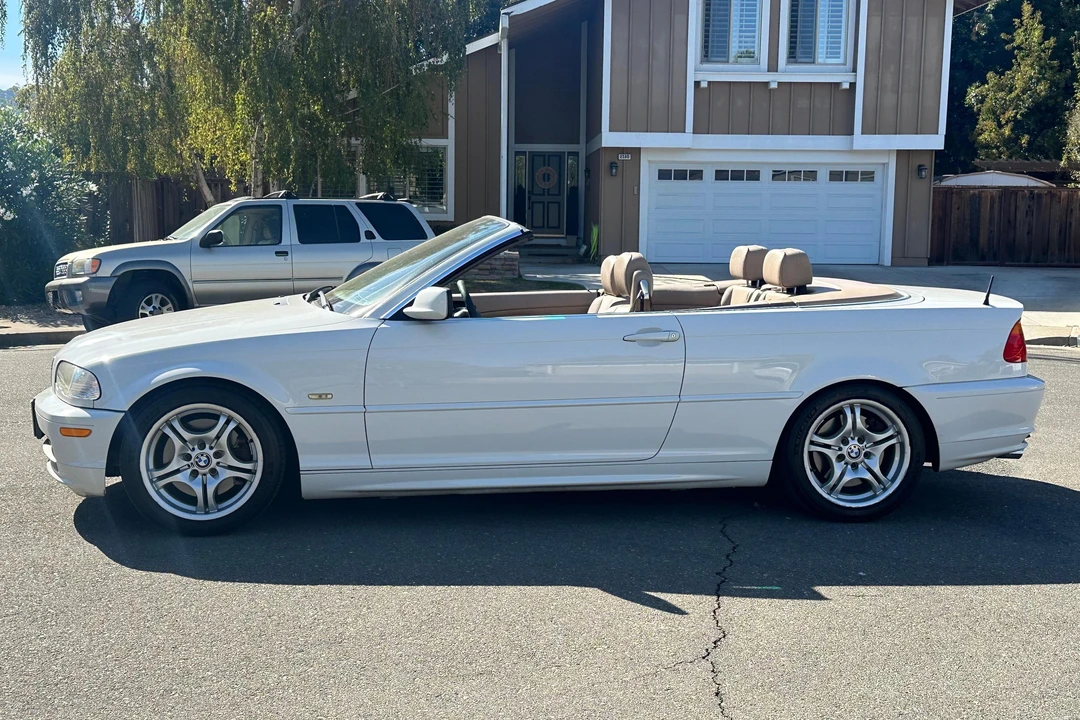 2001 BMW E46 330i & 330Ci - Image 3 of 31