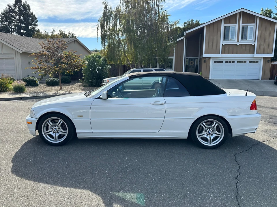 2001 BMW E46 330i & 330Ci - Image 9 of 31