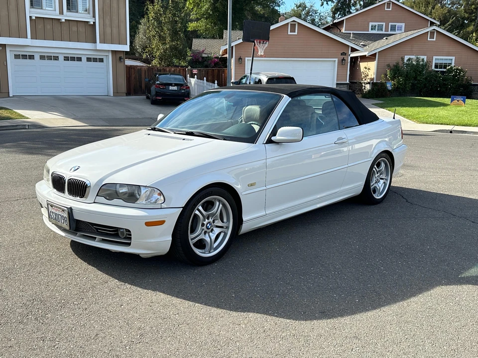 2001 BMW E46 330i & 330Ci - Image 8 of 31
