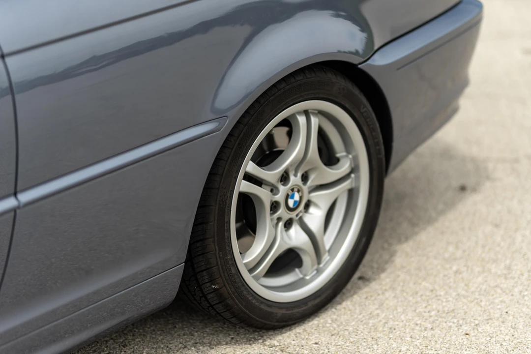2001 BMW E46 330i & 330Ci - Image 14 of 22