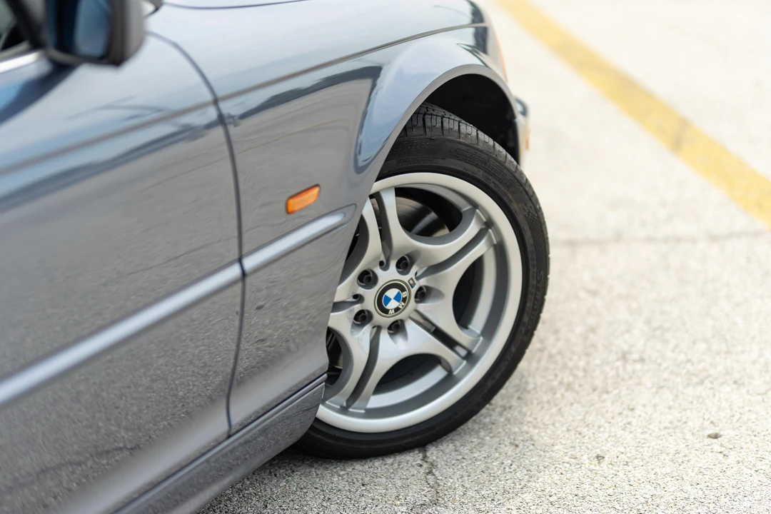2001 BMW E46 330i & 330Ci - Image 22 of 22