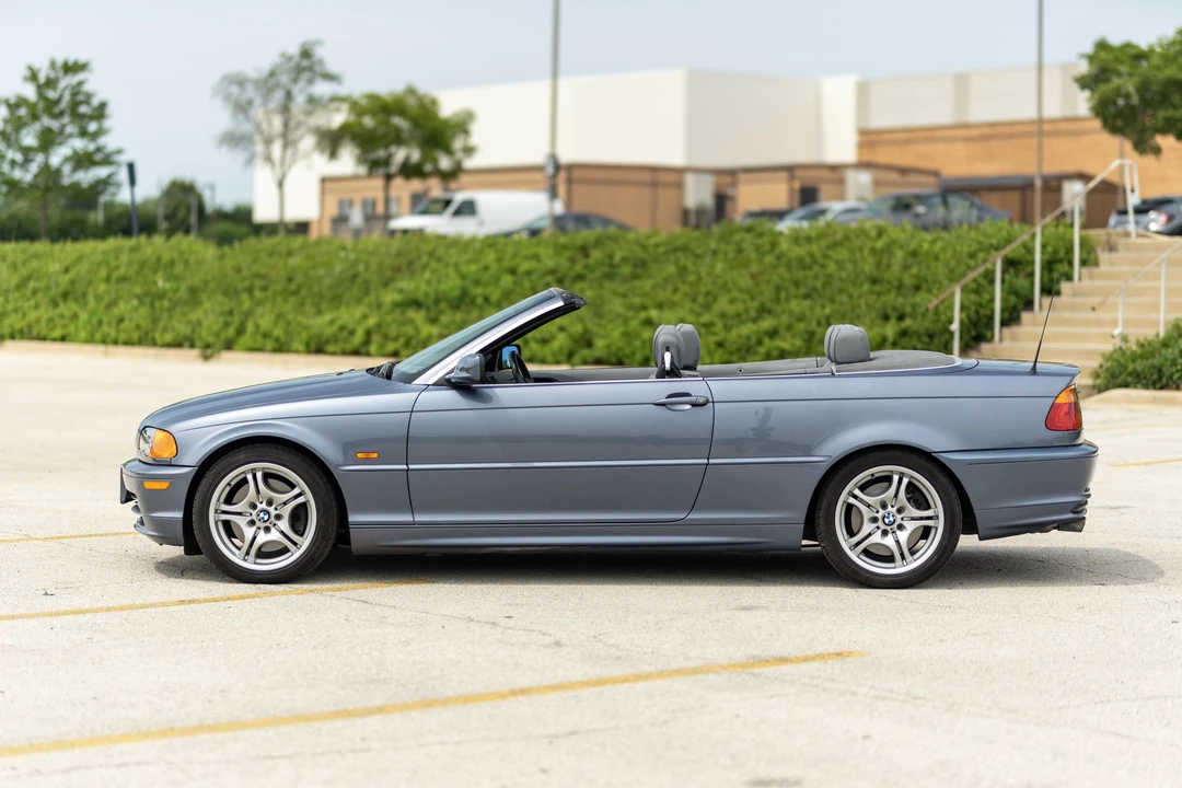 2001 BMW E46 330i & 330Ci - Image 8 of 22