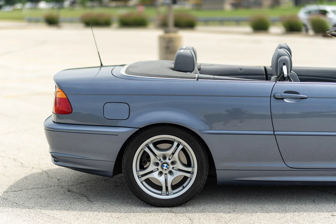 2001 BMW E46 330i & 330Ci - Image 21 of 22