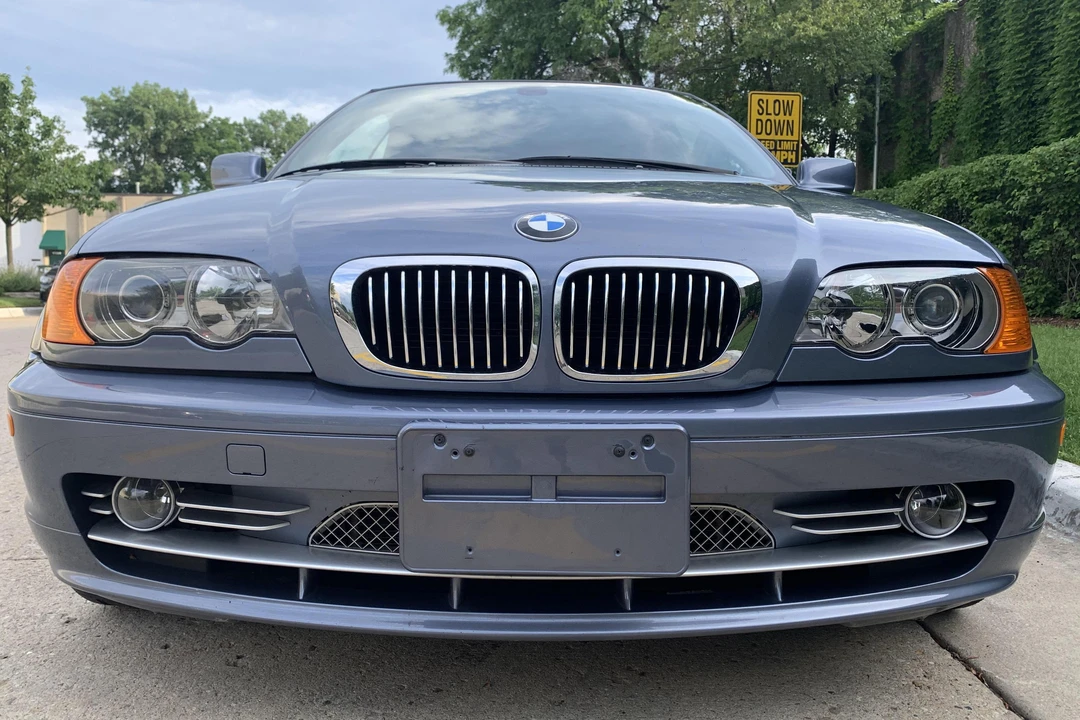 2001 BMW E46 330i & 330Ci - Image 2 of 22