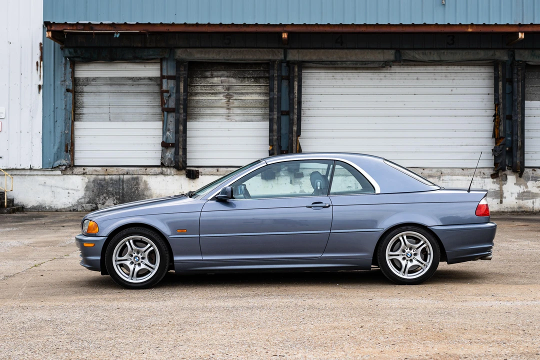 2001 BMW E46 330i & 330Ci - Image 22 of 31