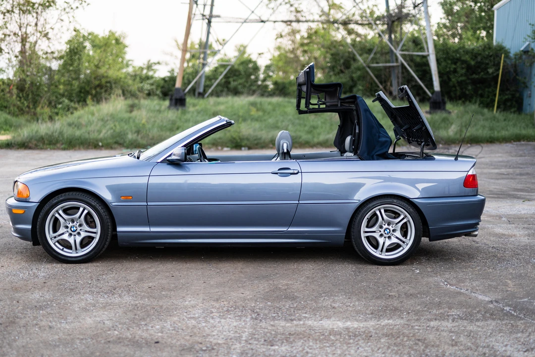 2001 BMW E46 330i & 330Ci - Image 27 of 31