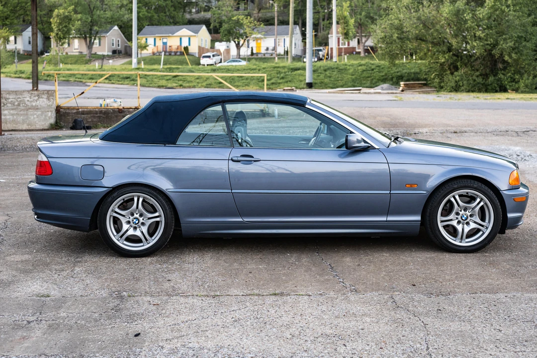 2001 BMW E46 330i & 330Ci - Image 18 of 31