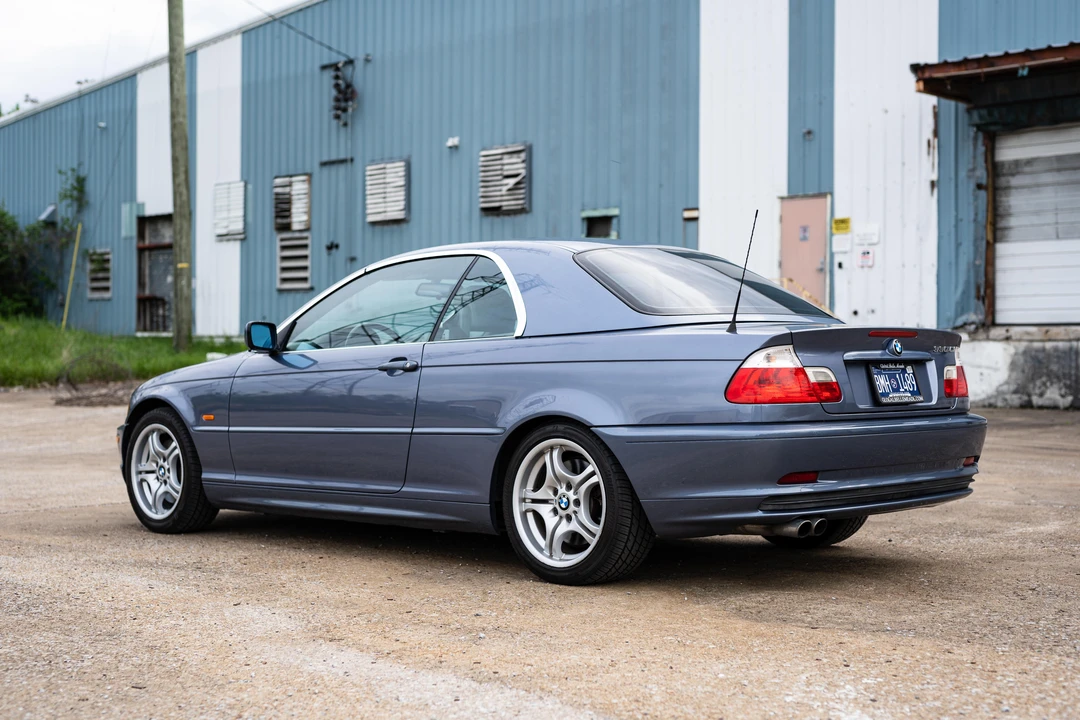 2001 BMW E46 330i & 330Ci - Image 23 of 31