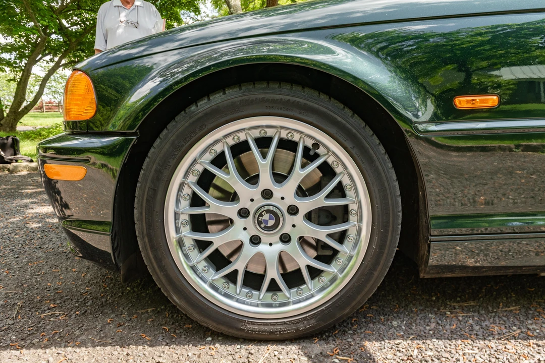 2001 BMW E46 330i & 330Ci - Image 30 of 31