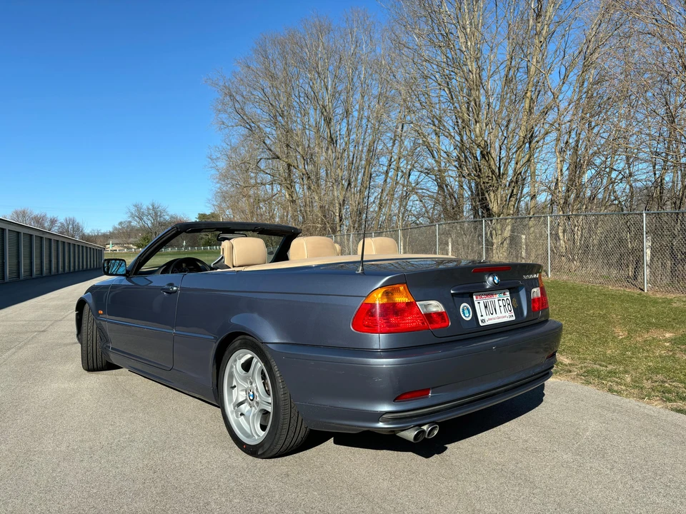 2001 BMW E46 330i & 330Ci - Image 8 of 31