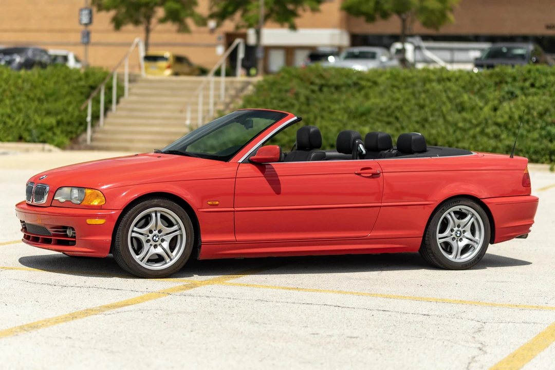 2001 BMW E46 330i & 330Ci - Image 10 of 31