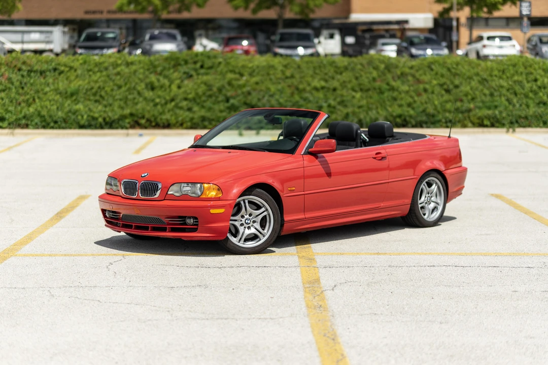 2001 BMW E46 330i & 330Ci - Image 8 of 31