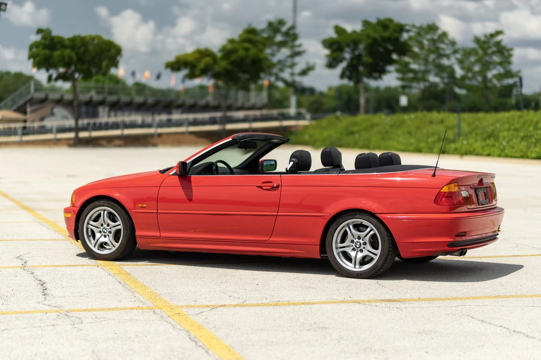 2001 BMW E46 330i & 330Ci - Image 13 of 31