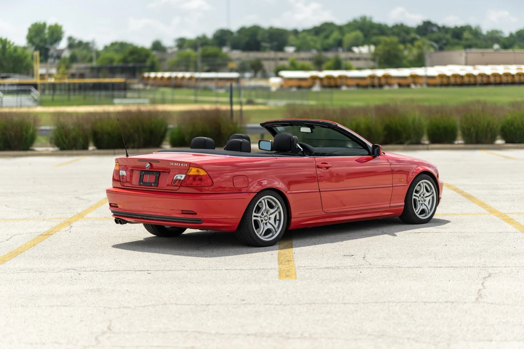 2001 BMW E46 330i & 330Ci - Image 20 of 31