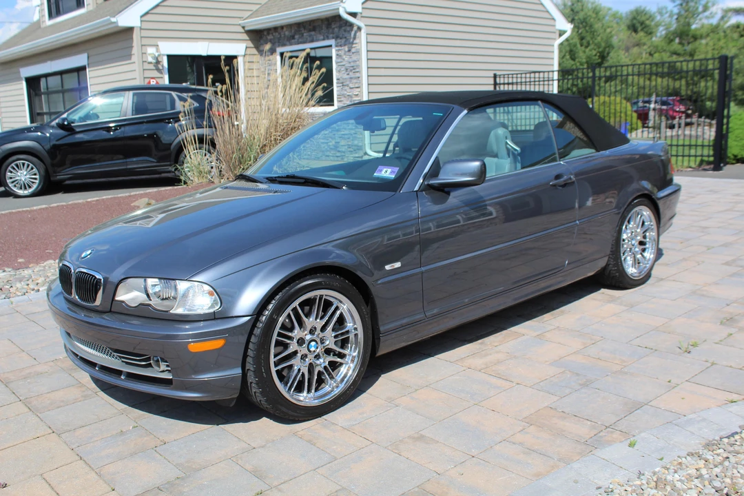 2001 BMW E46 330i & 330Ci - Image 19 of 21