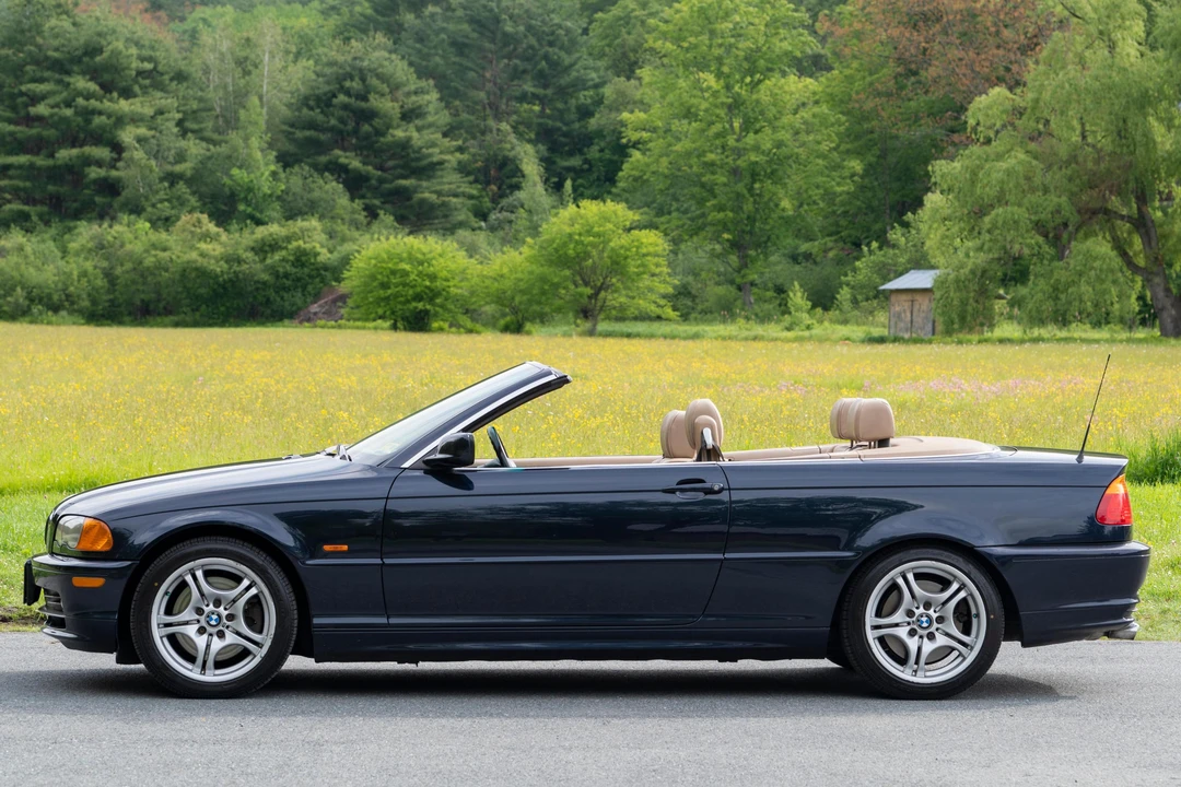 2001 BMW E46 330i & 330Ci - Image 3 of 31