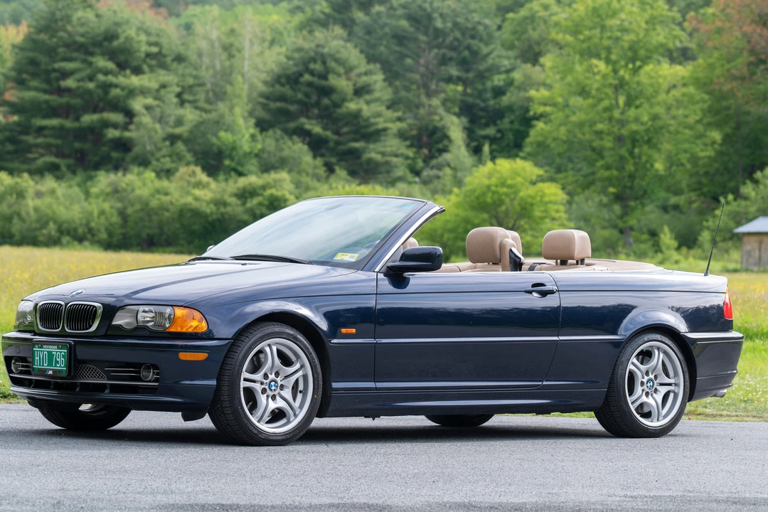 2001 BMW E46 330i & 330Ci - Image 8 of 31