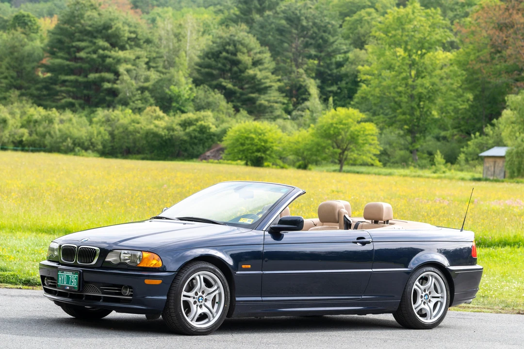 2001 BMW E46 330i & 330Ci - Image 9 of 31