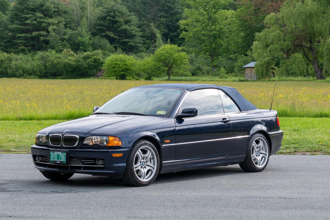 2001 BMW E46 330i & 330Ci - Image 18 of 31