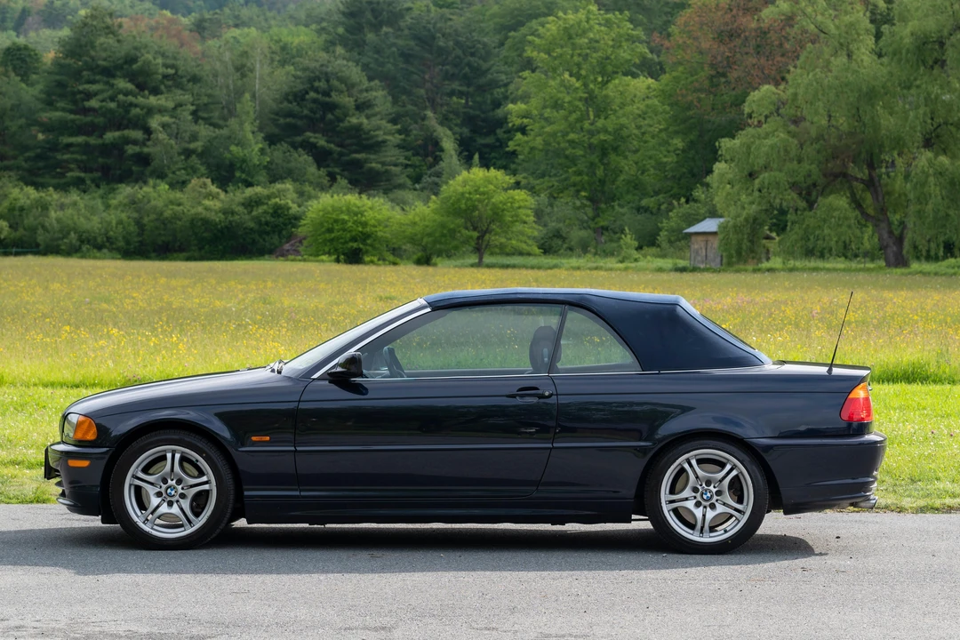 2001 BMW E46 330i & 330Ci - Image 20 of 31