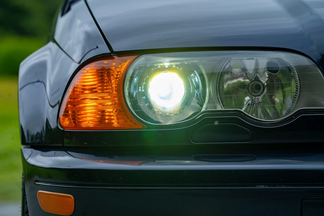 2001 BMW E46 330i & 330Ci - Image 29 of 31