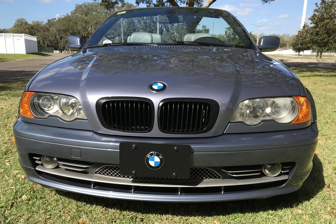2001 BMW E46 330i & 330Ci - Image 2 of 31
