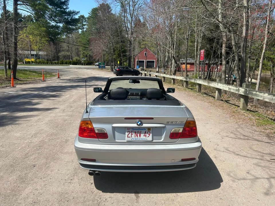 2001 BMW E46 330i & 330Ci - Image 9 of 31